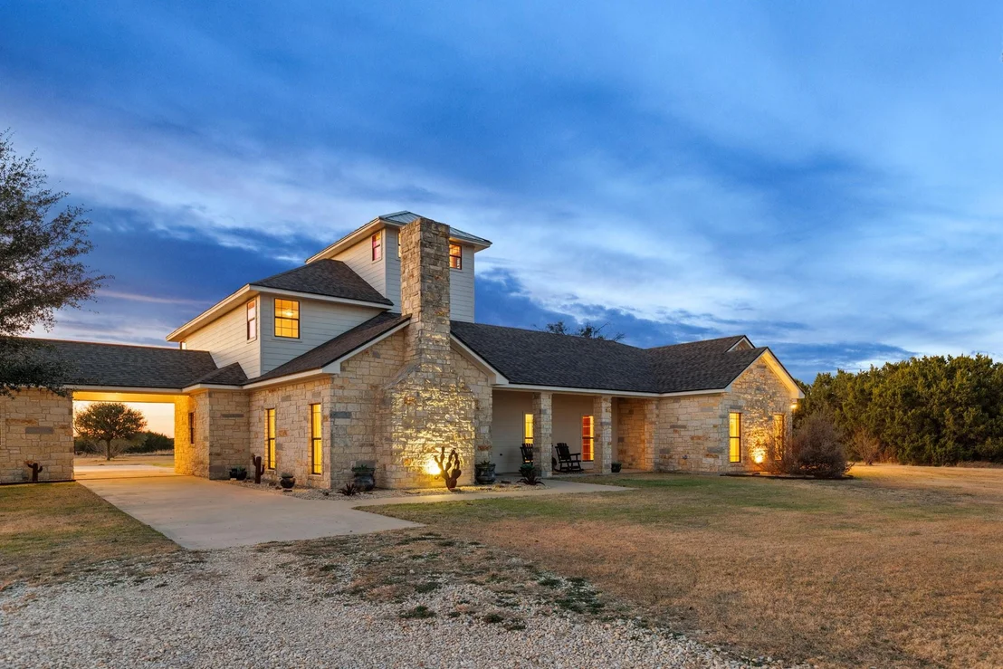 Photo of 1140 County Road 130