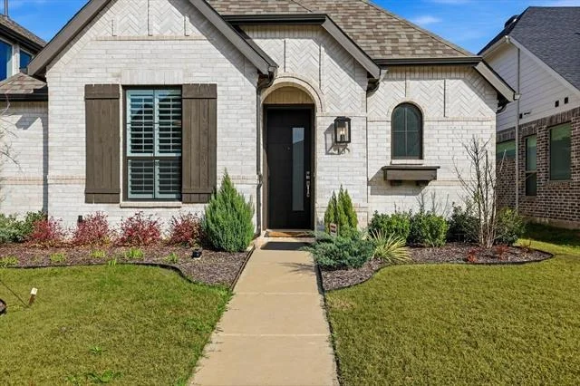 Photo of 8128 Legacy Trail