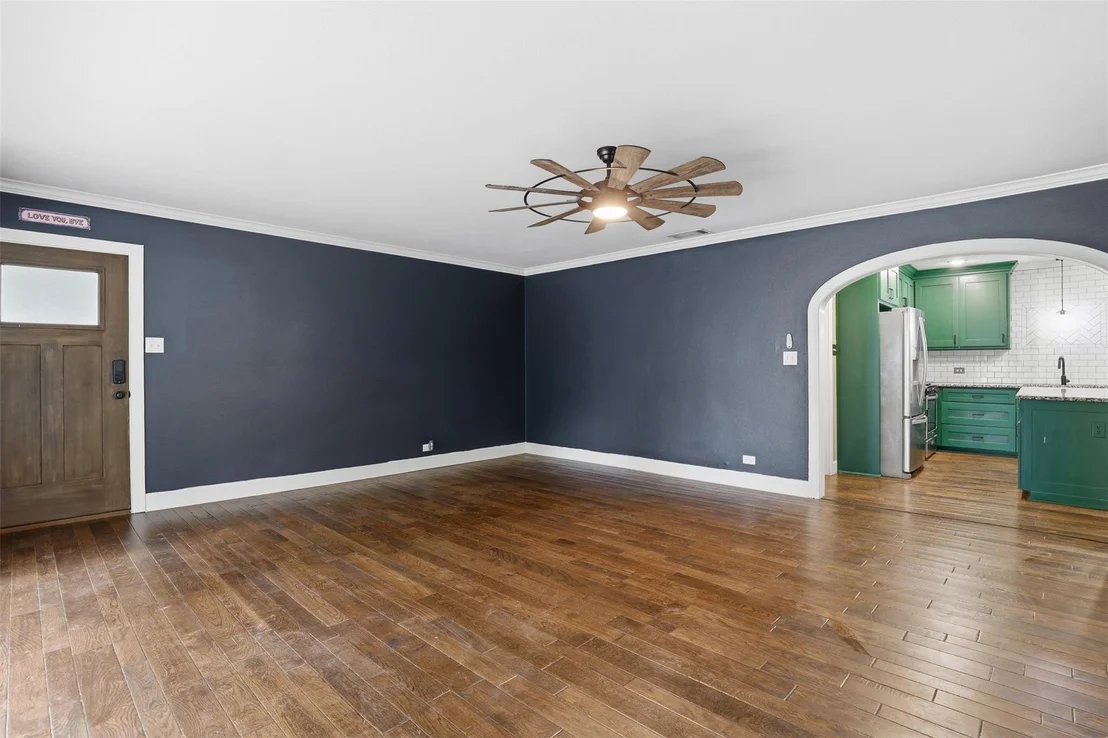 Photo of 216 Sunset Drive