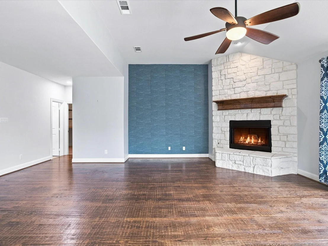 Photo of 412 Oriole Drive