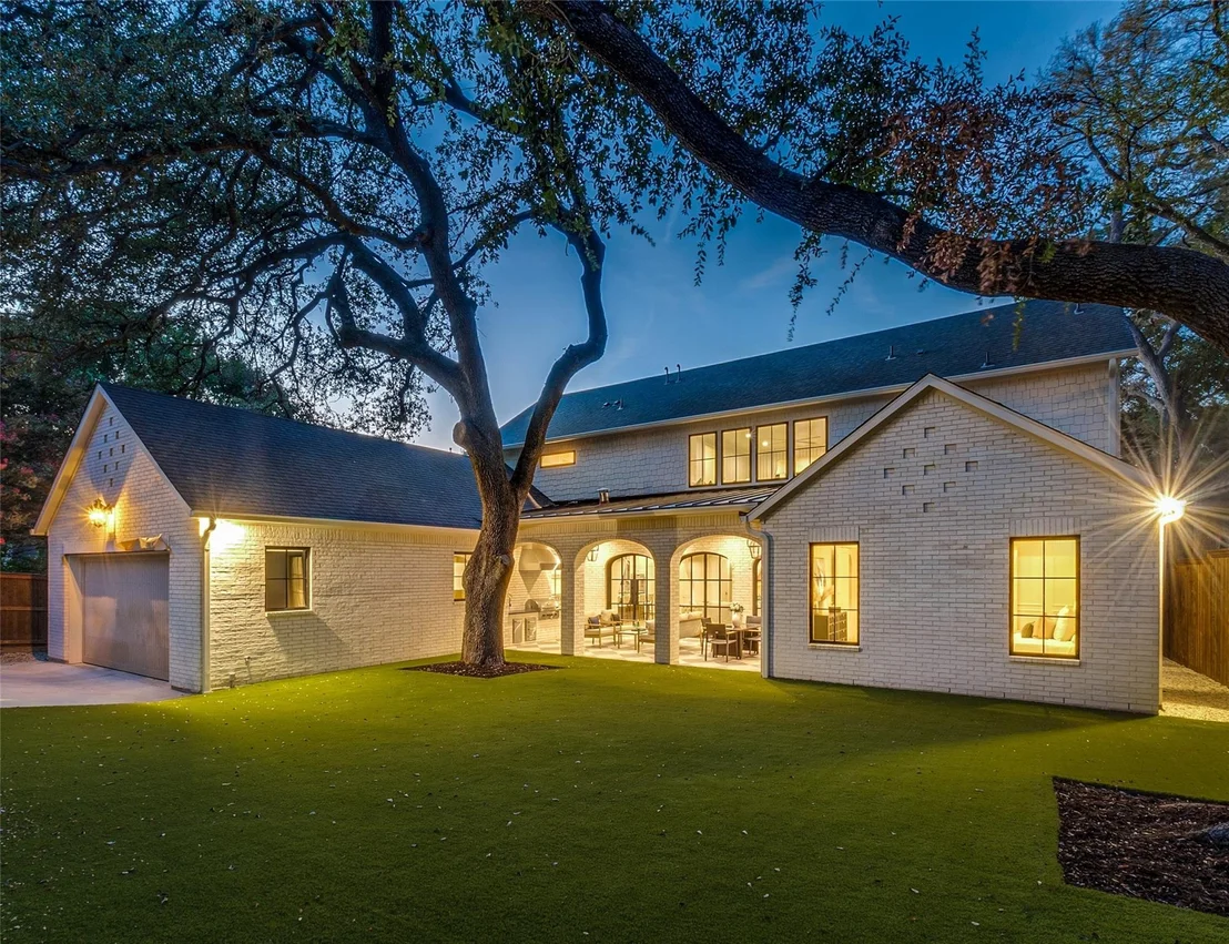 Photo of 6910 Wabash Circle