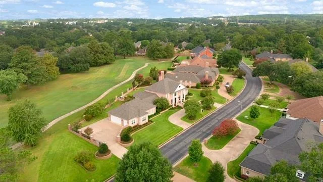 Photo of 7005 Gleneagles Drive