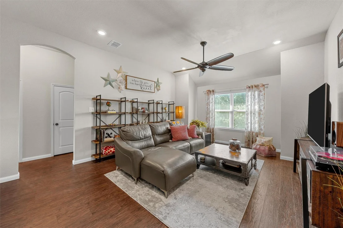 Photo of 10217 Driskill Drive