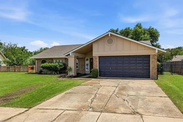 Photo of 2804 Elk Grove Road
