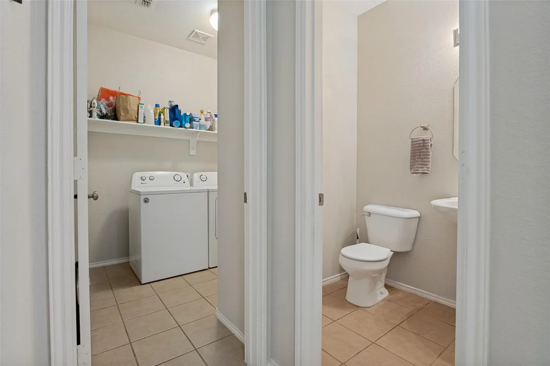 Photo of 4629 Indian Rock Drive