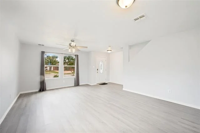 Photo of 920 Kendall Drive