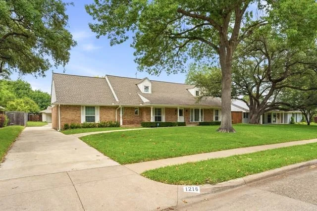 Photo of 1216 Cherokee Drive