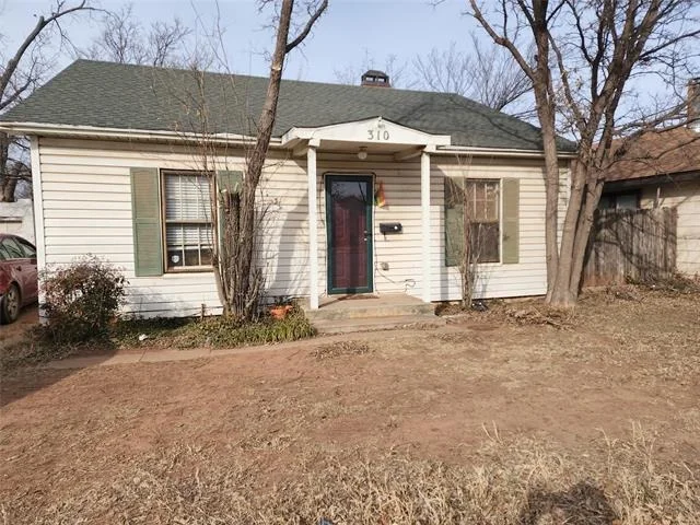Photo of 310 S Mockingbird Lane