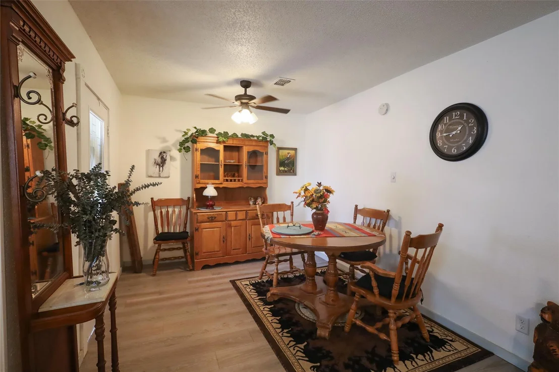 Photo of 4240 CHEYENNE DR