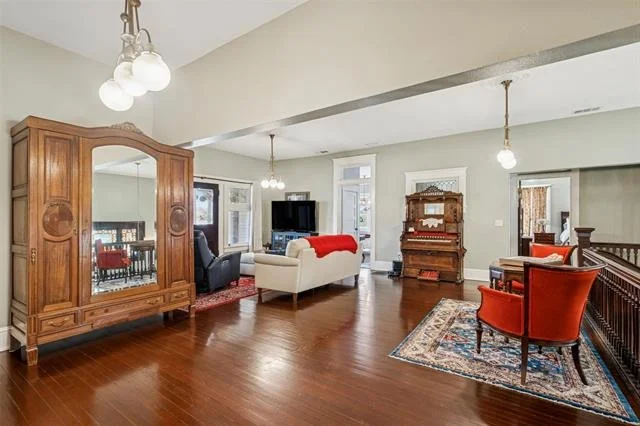 Photo of 705 Griffith Avenue