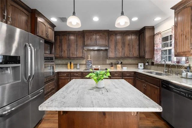 Photo of 2122 Tower Drive