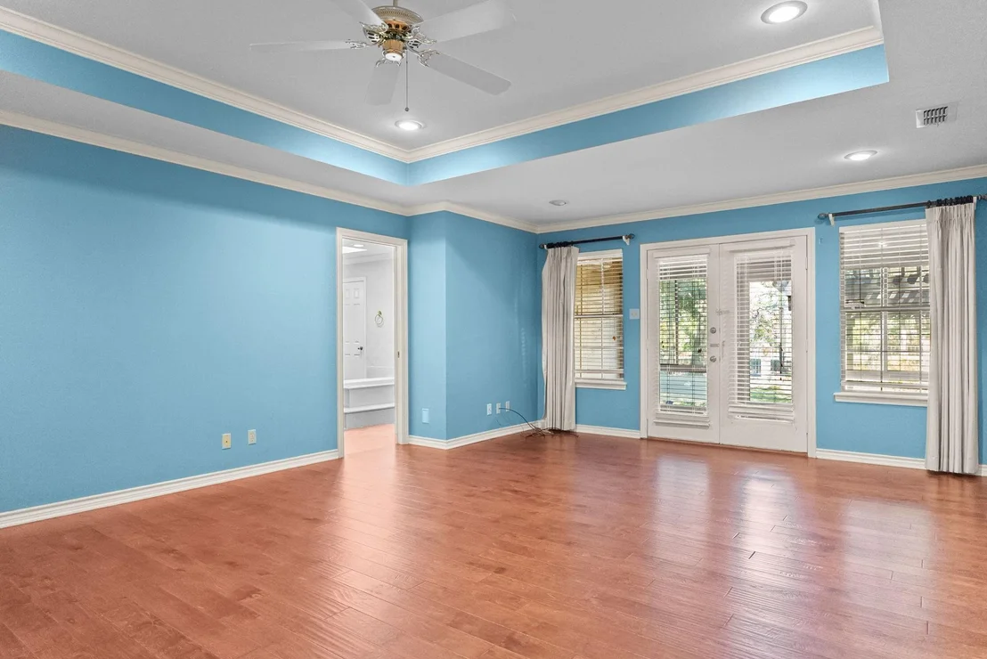Photo of 1807 Royal Oak Drive