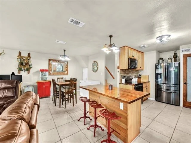 Photo of 766 Deer Trail