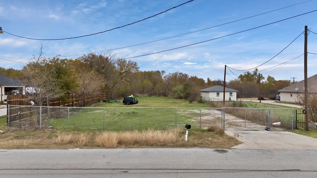 Photo of 5912 Hereford Drive
