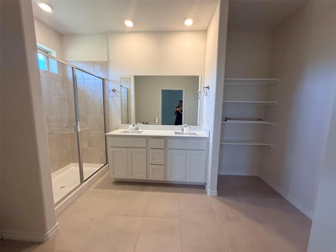 Photo of 616 Florence Way