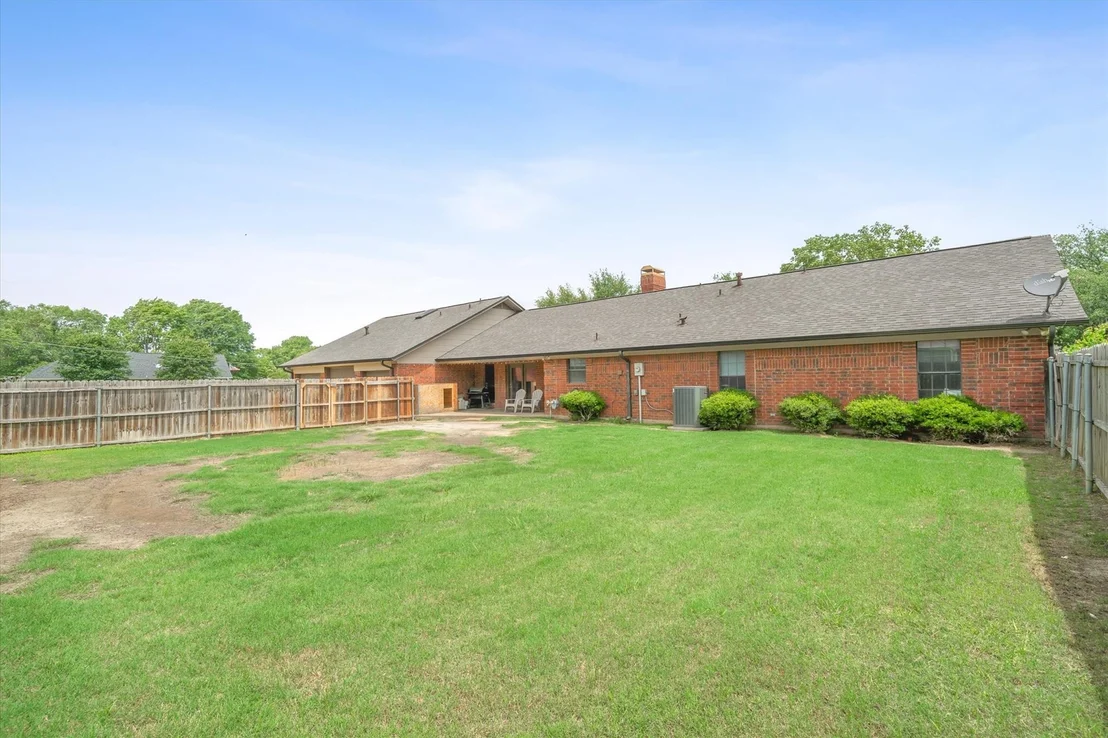 Photo of 163 Granada Square