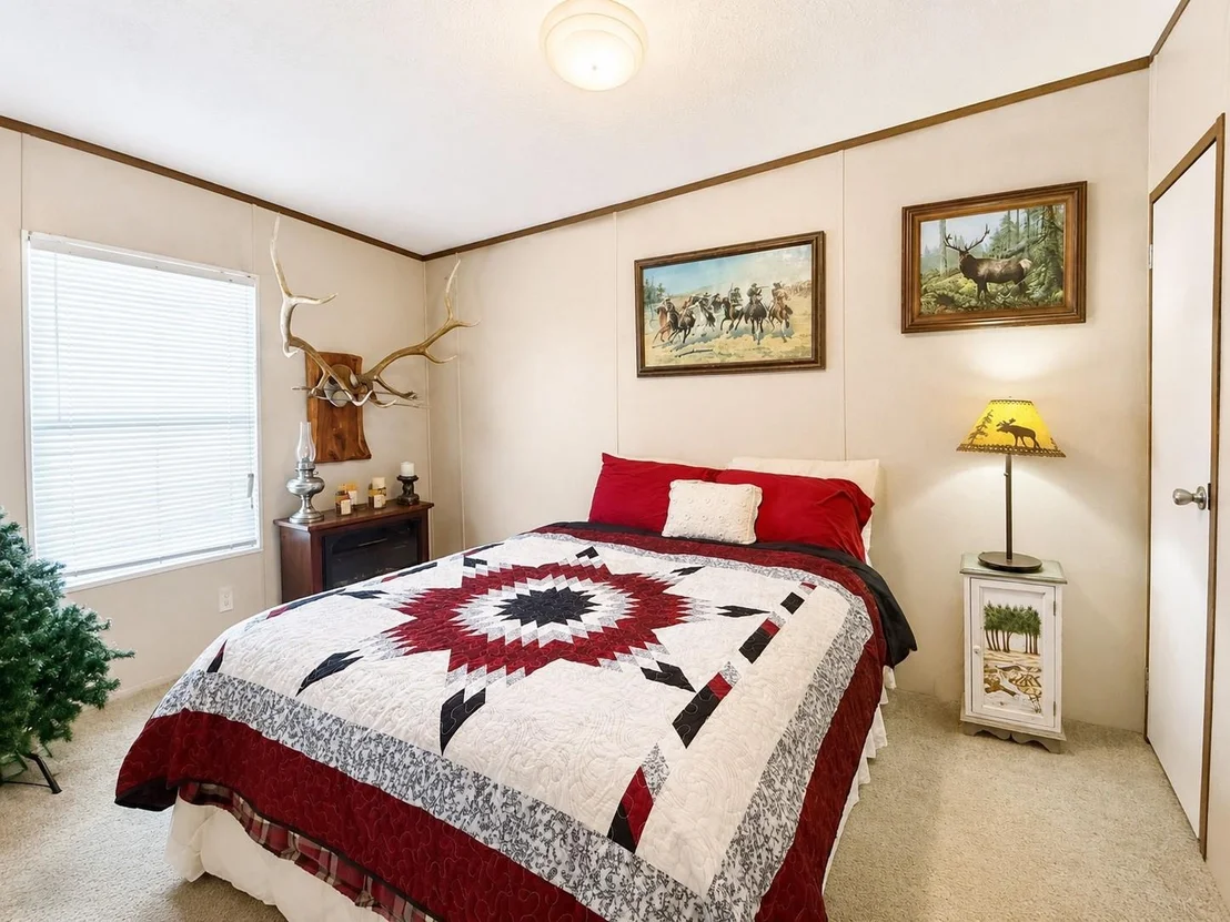 Photo of 8883 County Road 2075