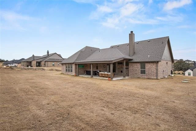 Photo of 916 Silverleaf Drive
