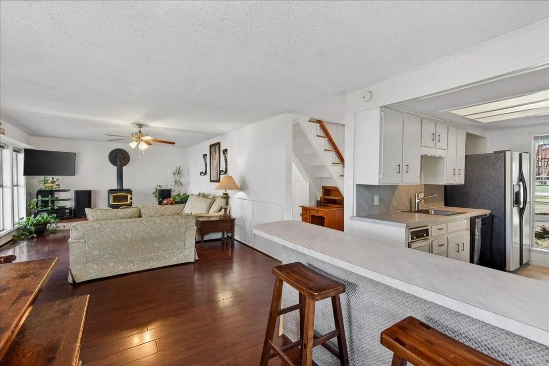 Photo of 1529 Oak Shore Drive