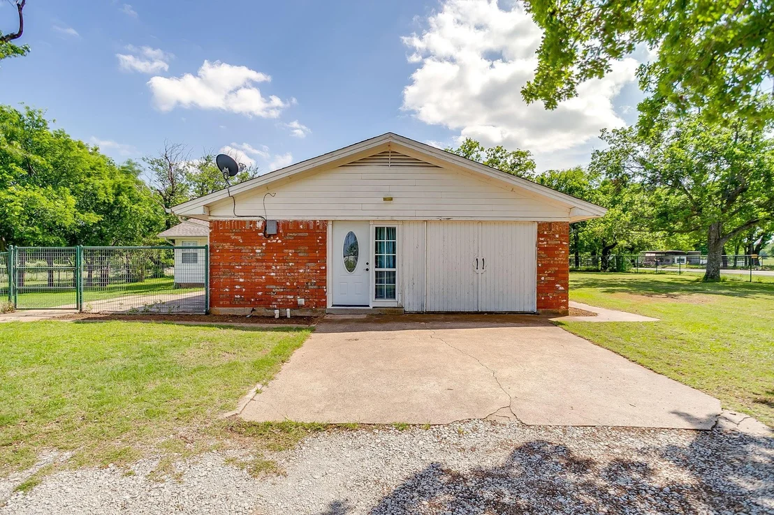 Photo of 2196 Old Agnes Road
