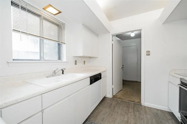 Photo of 1759 Gross Road