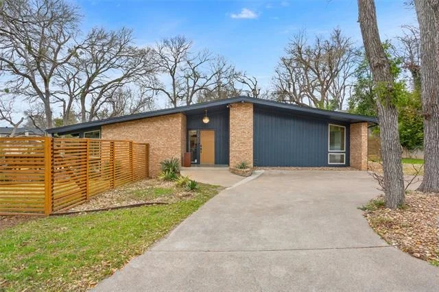 Photo of 2606 Birdcreek Drive