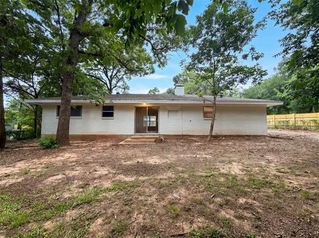Photo of 437 Denison Drive