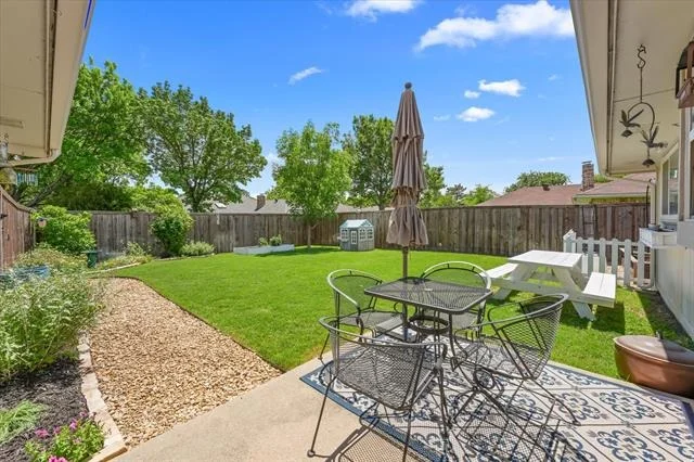 Photo of 328 Pinyon Lane