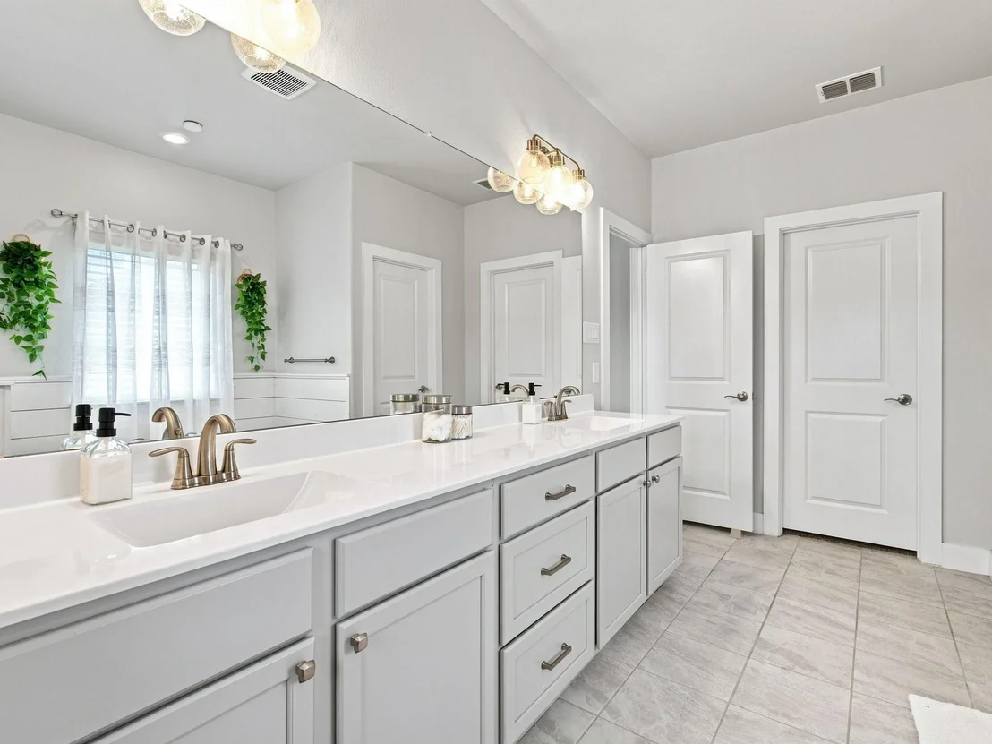 Photo of 10216 Finch Road
