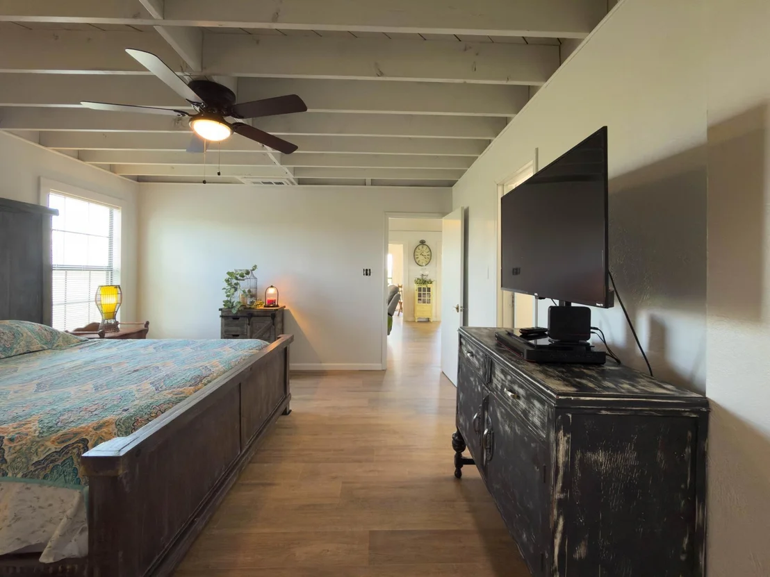 Photo of 5974 County Road 4100