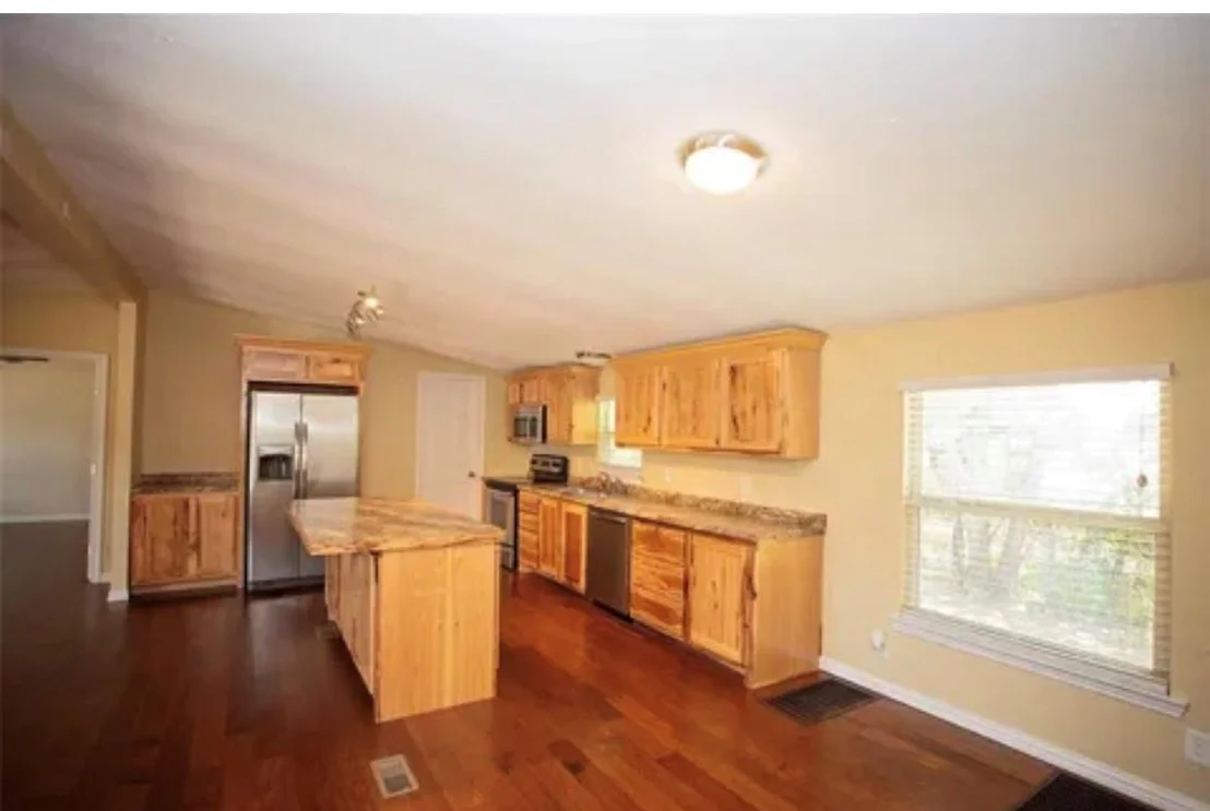 Photo of 128 Burkhalter Street