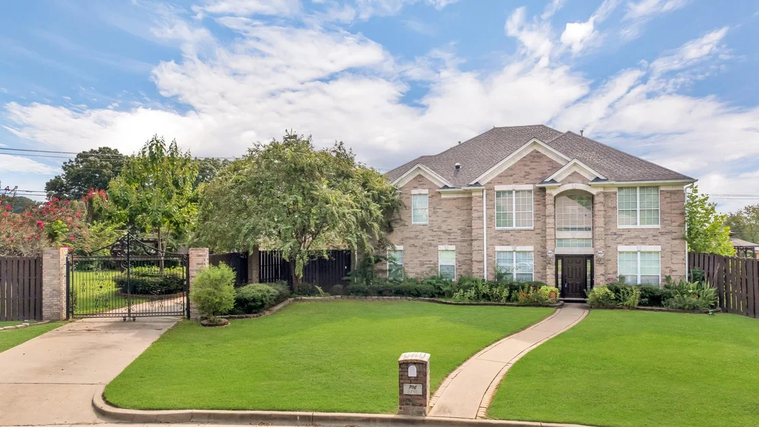 Photo of 5718 Gloucester Drive