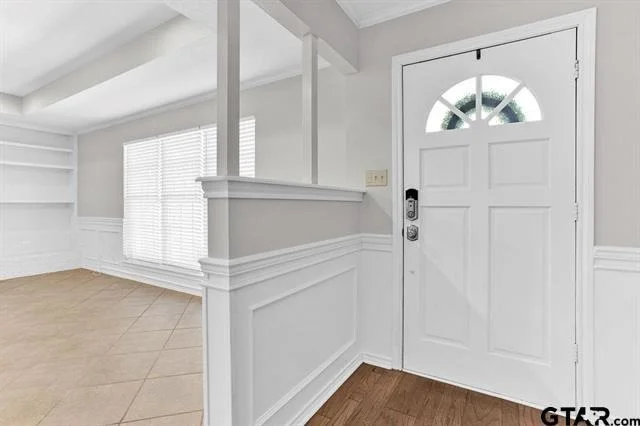 Photo of 206 Hideaway Lane Central