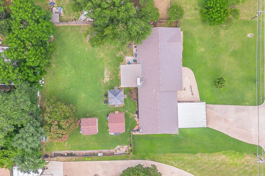 Photo of 5004 Blackstone Drive
