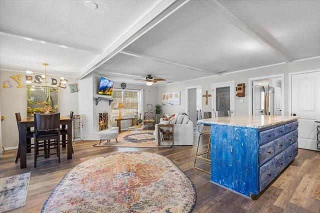 Photo of 333 Lakeview Drive