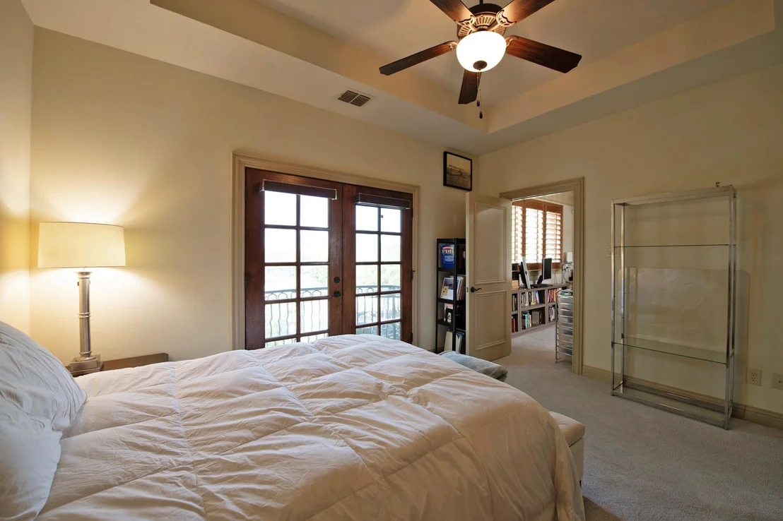 Photo of 100 Manor Drive