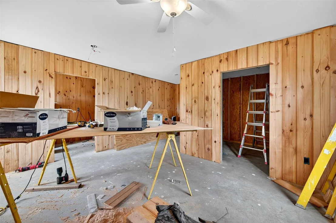 Photo of 1200 County Road 1215