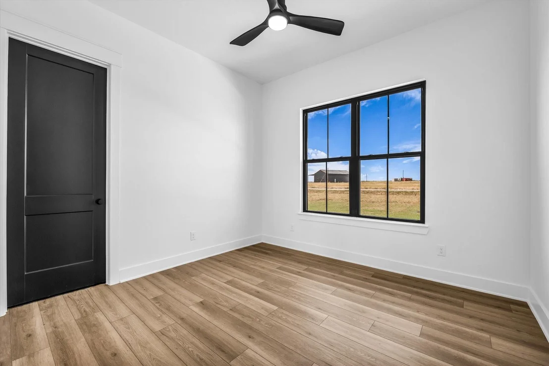 Photo of 611 Willow Moon Ranch