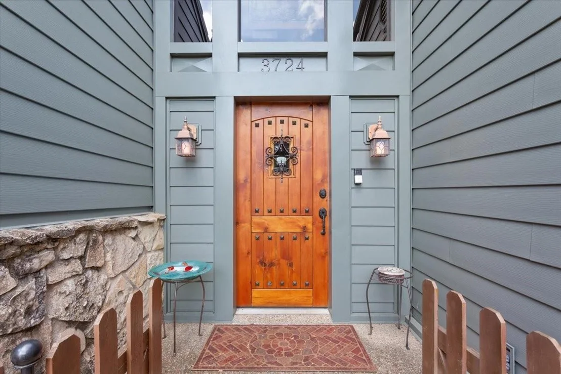 Photo of 3724 Greenleaf Drive