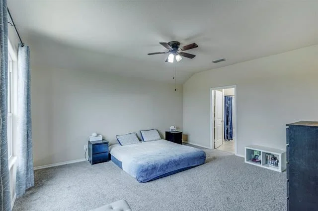 Photo of 616 Cameron Way
