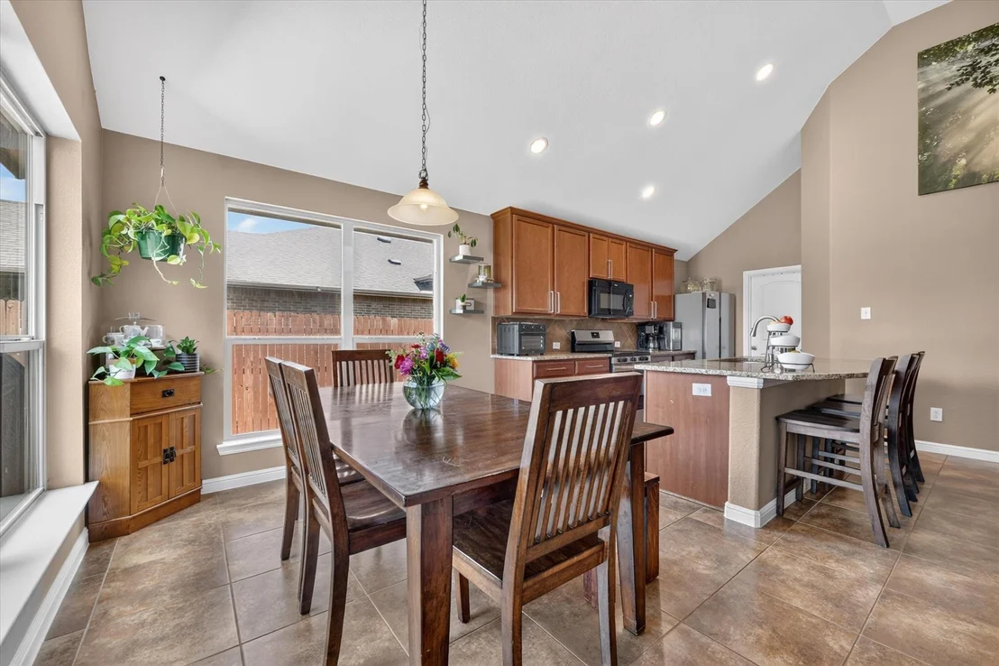 Photo of 424 Foxcraft Drive