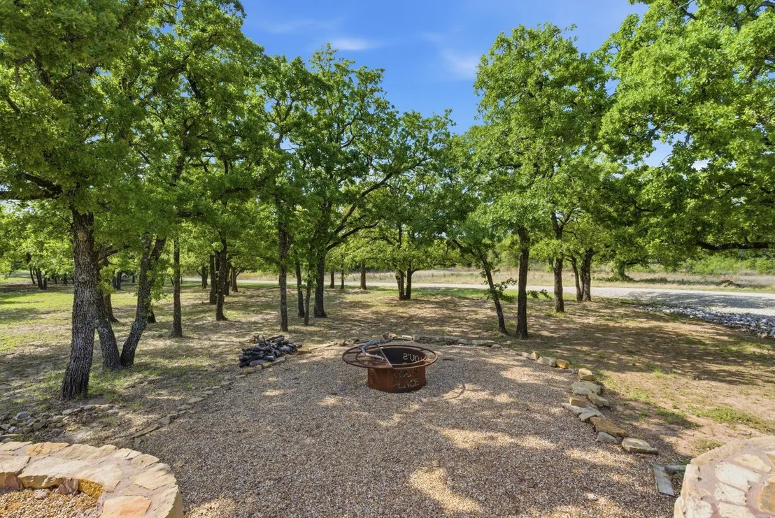 Photo of 2197 Netherly Lane