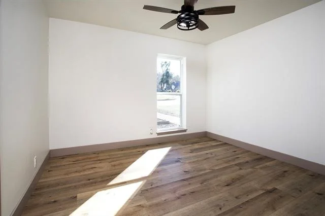 Photo of 411 W Heritage Drive