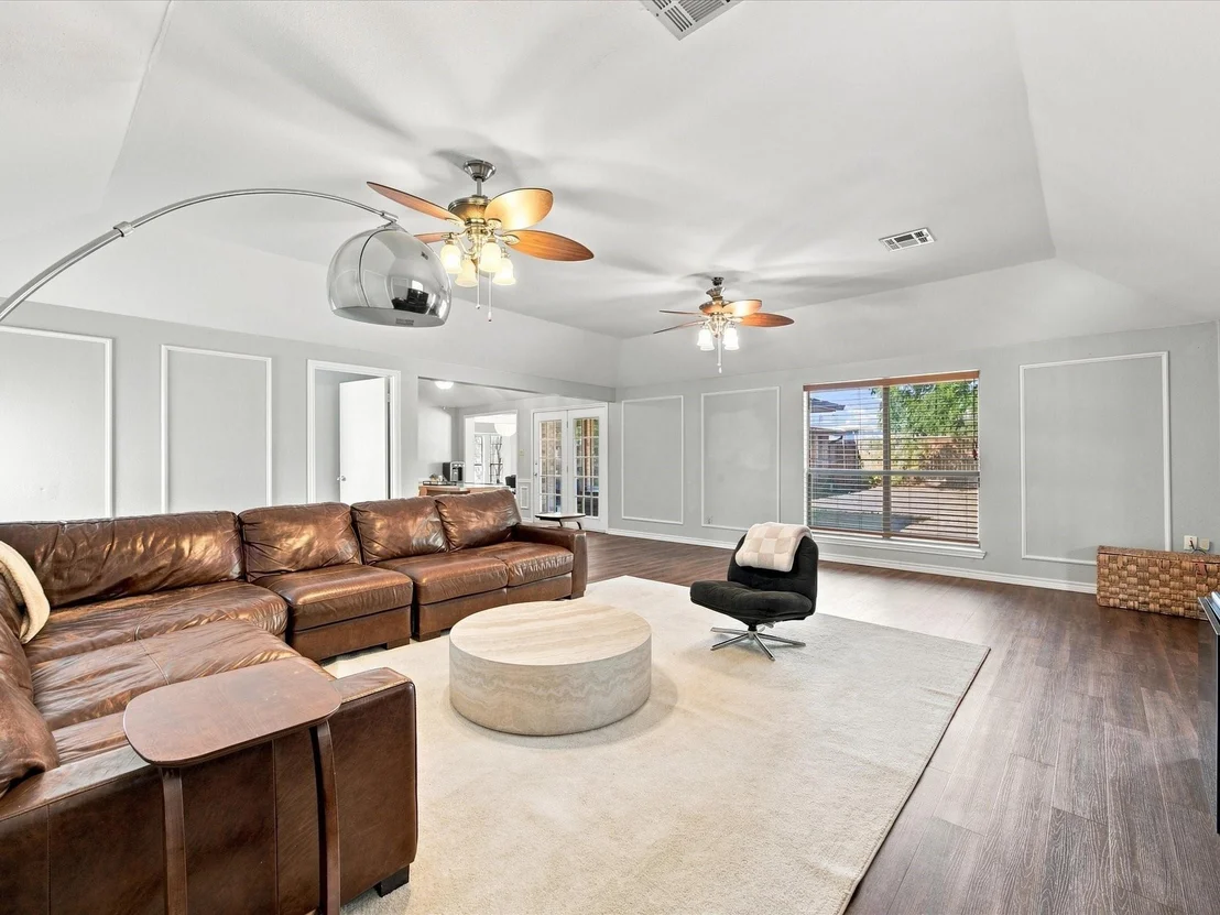 Photo of 840 Lynn Ann Drive