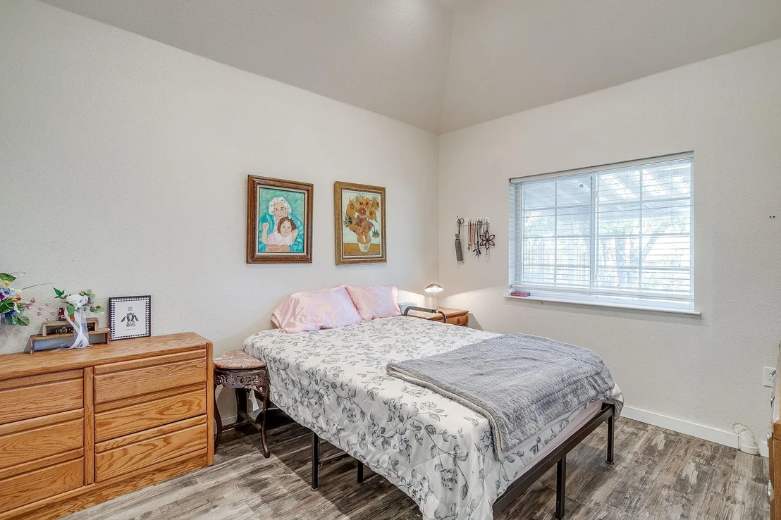 Photo of 253 Bayne Road