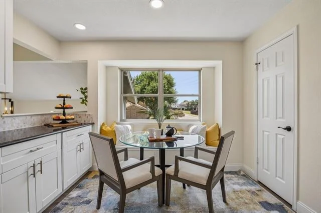 Photo of 1601 Kingspoint Drive