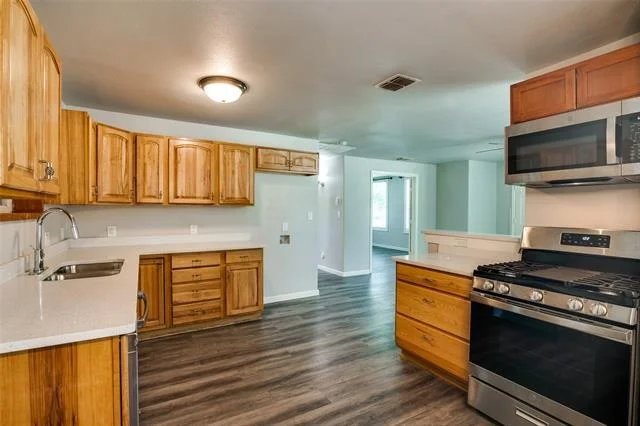 Photo of 606 W High Street