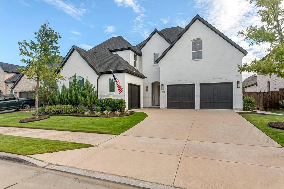 Photo of 1581 Turnberry Drive