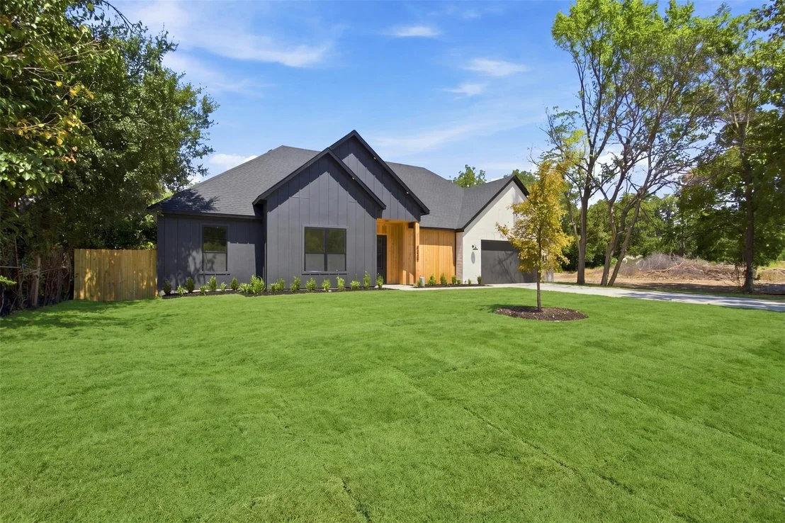 Photo of 3023 Mallory Drive