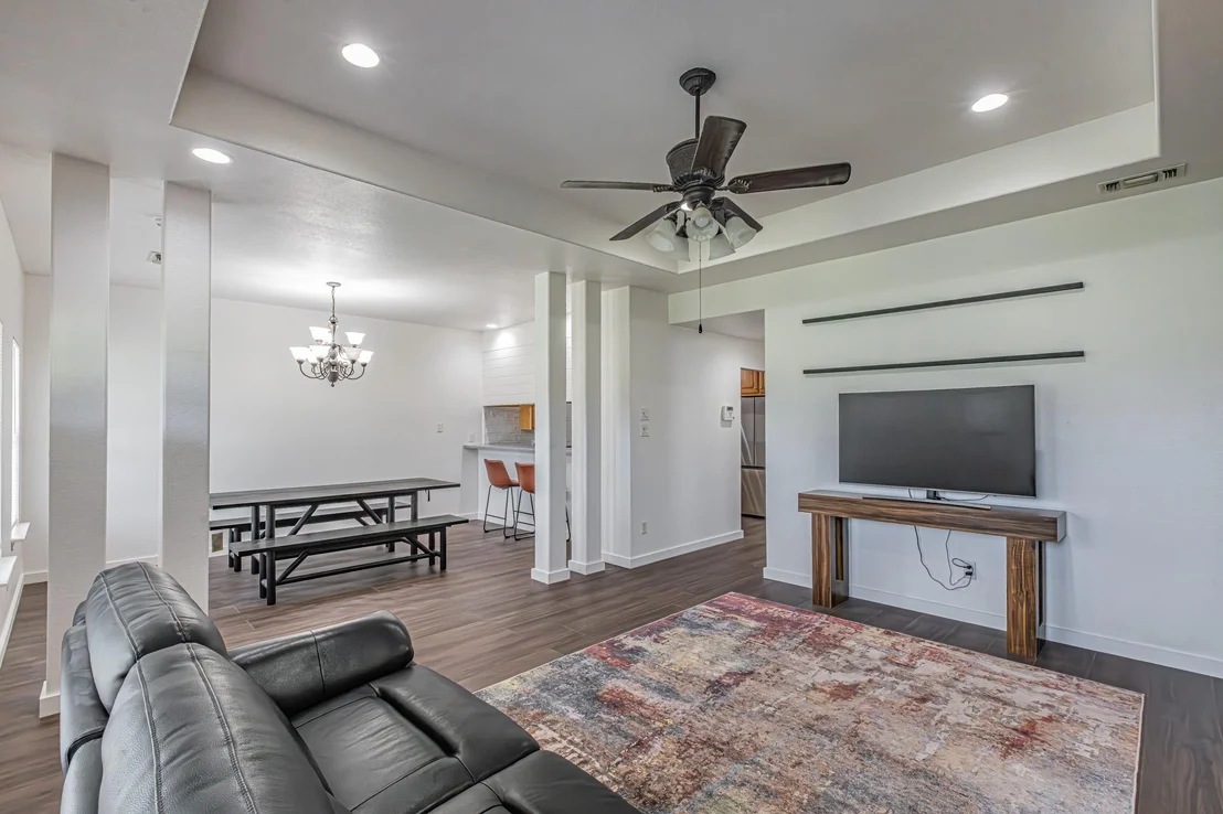 Photo of 204 S Spring Branch Trail